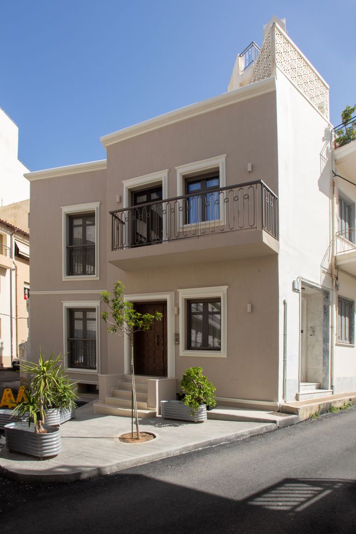 HERAKLION HOUSE